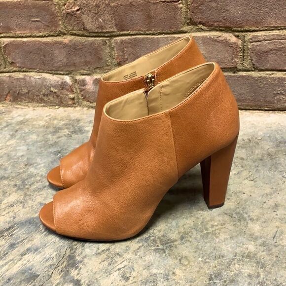 Banana Republic Delilah Tan Open Toe Ankle Bootie Size 8.5 - Picture 4 of 15